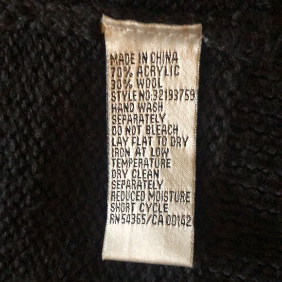 Sophisticated Designer Sweater Cape Black Size Medium - Picture 6 of 10